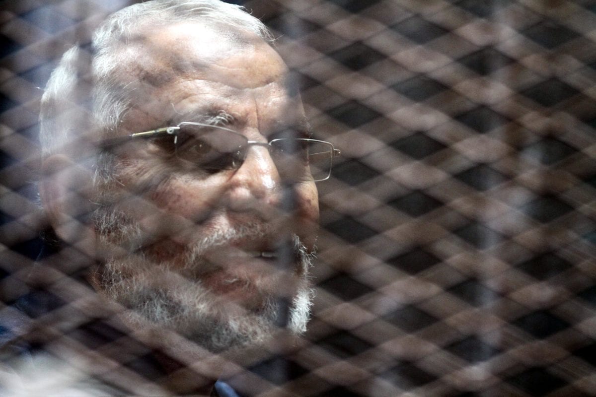 Muslim Brotherhood Supreme Guide Mohamed Badie is seen inside the defendants' cage during the trial known as ''Bahr Al-Azam'' case, in Cairo, Egypt on November 24, 2016. [Moustafa Elshemy/Anadolu Agency]