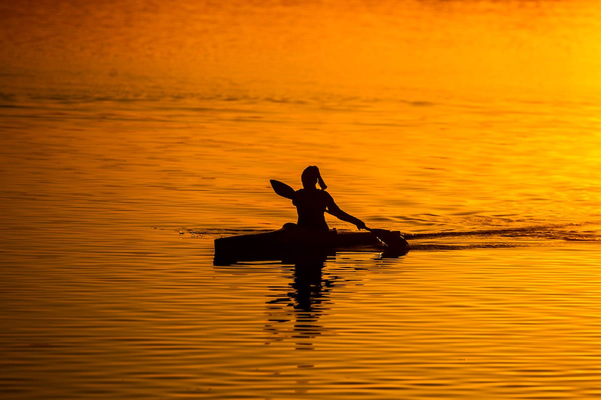 Tunisian Rowing Team During A Sunset Practice Middle East Monitor