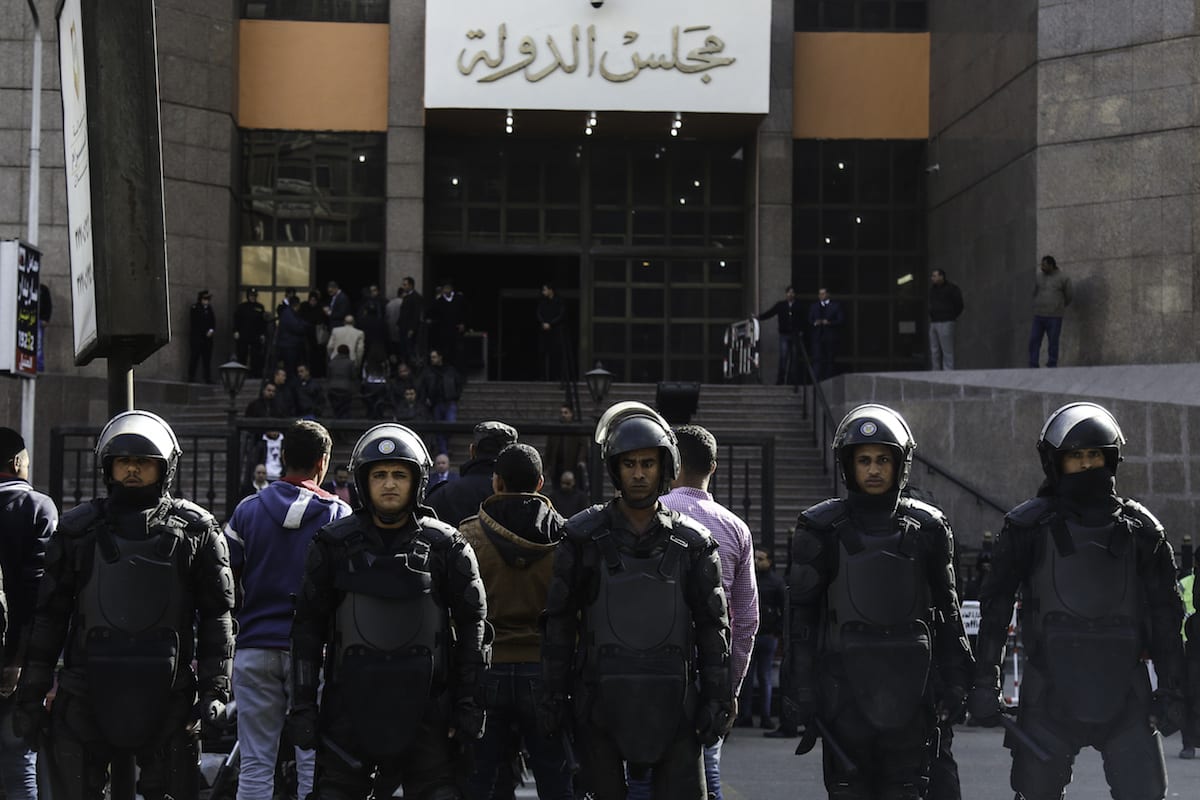 Egyptian security forces in Cairo, Egypt on January 16, 2017 ( Mohamed El Raai - Anadolu Agency )