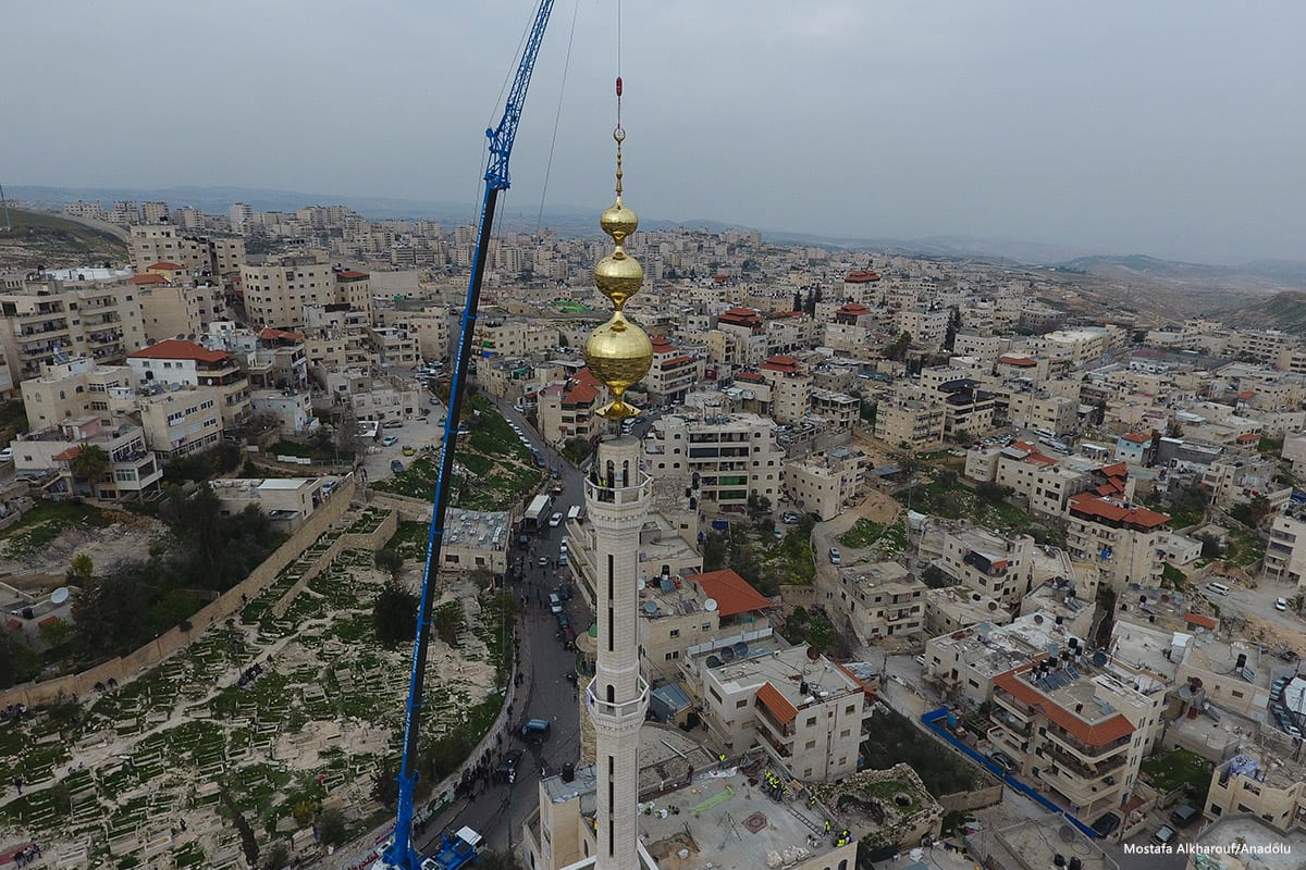 The construction of the tallest minaret in Jerusalem on 17 March 2017 [Mostafa Alkharouf/Anadolu]