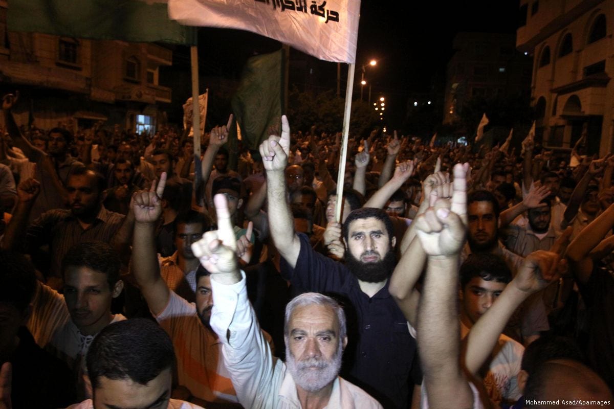 Image of Hamas supporters on 8th October 2010 [Mohammed Asad/Apaimages]