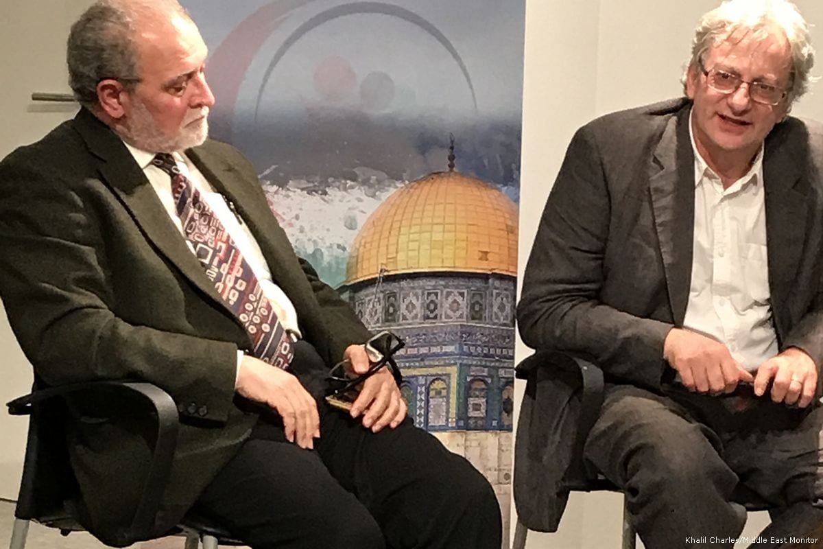 Image of Dr Azzam Tamimi, a British-Palestinian academic [L] and David Hearst, the editor-in-chief of the Middle East Eye during 'The Hamas New Charter and the Western Response' event in London, UK on 26 May 2017 [Khalil Charles/Middle East Monitor]