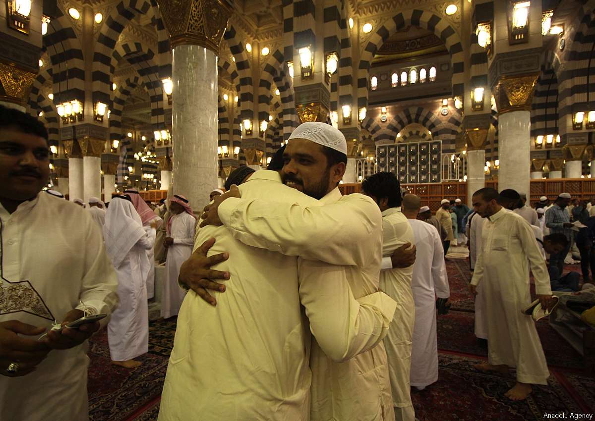 Eid Al-Fitr prayers in Medina – Middle East Monitor