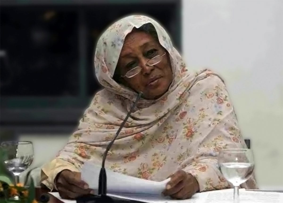 Fatima Ahmed Ibrahim, Sudan's first female MP