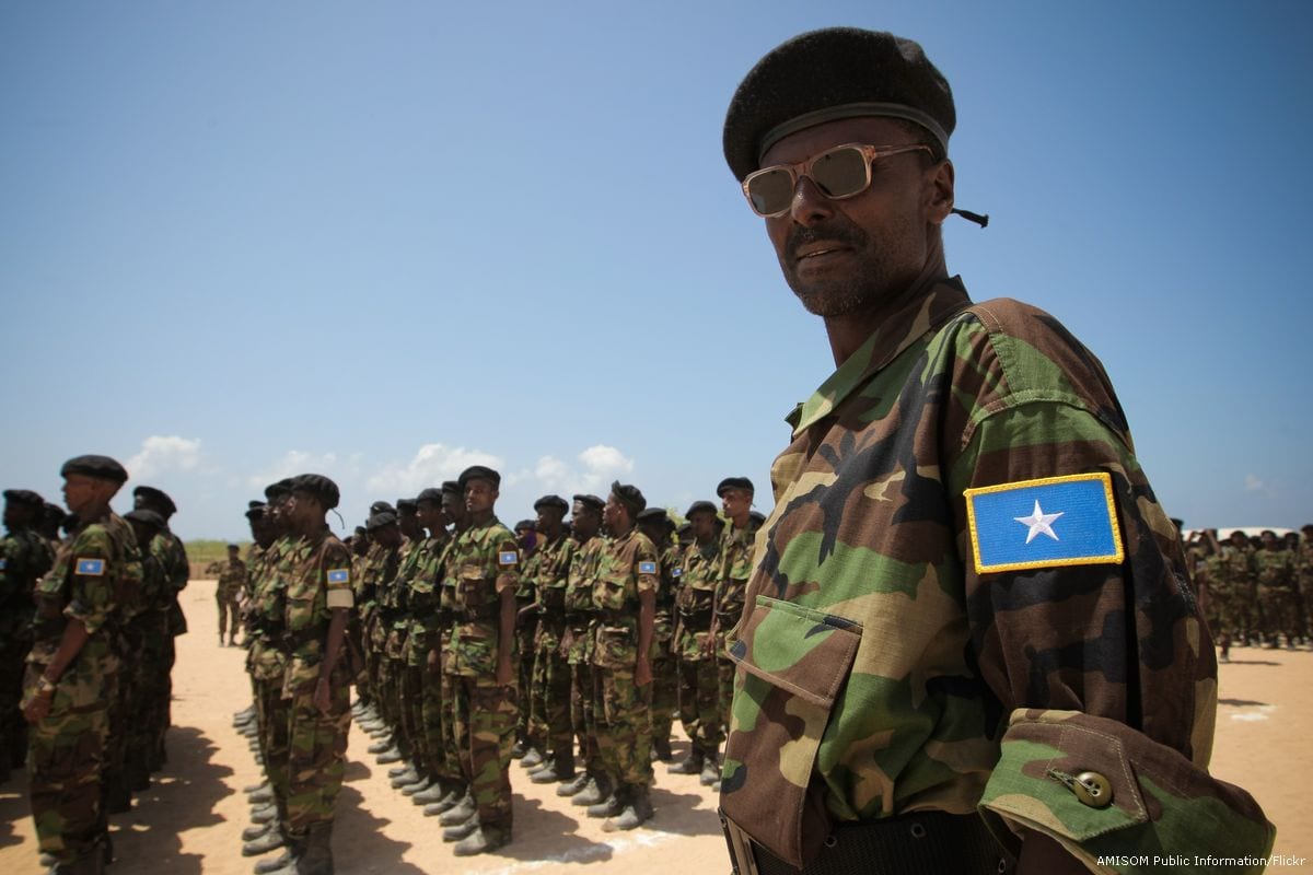 Somali National Army (SNA) soldiers can be seen training [AMISOM Public Information/Flickr]