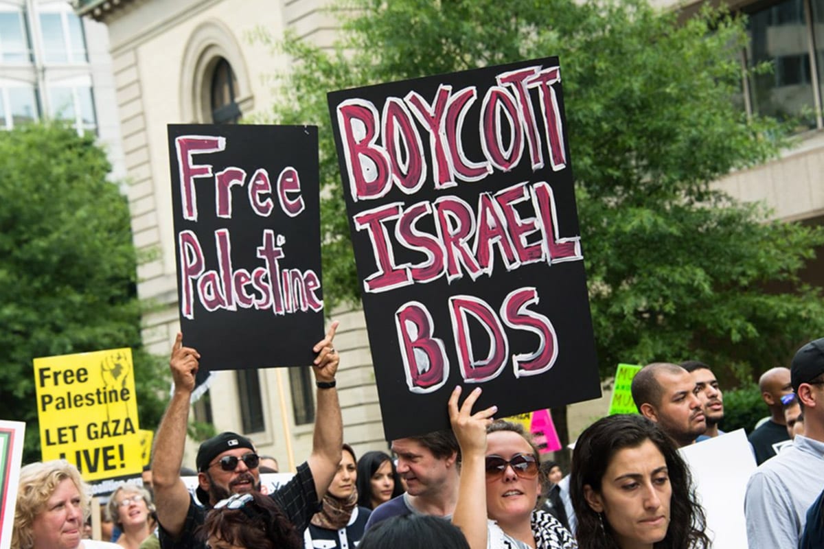 BDS protesters [Twitter]