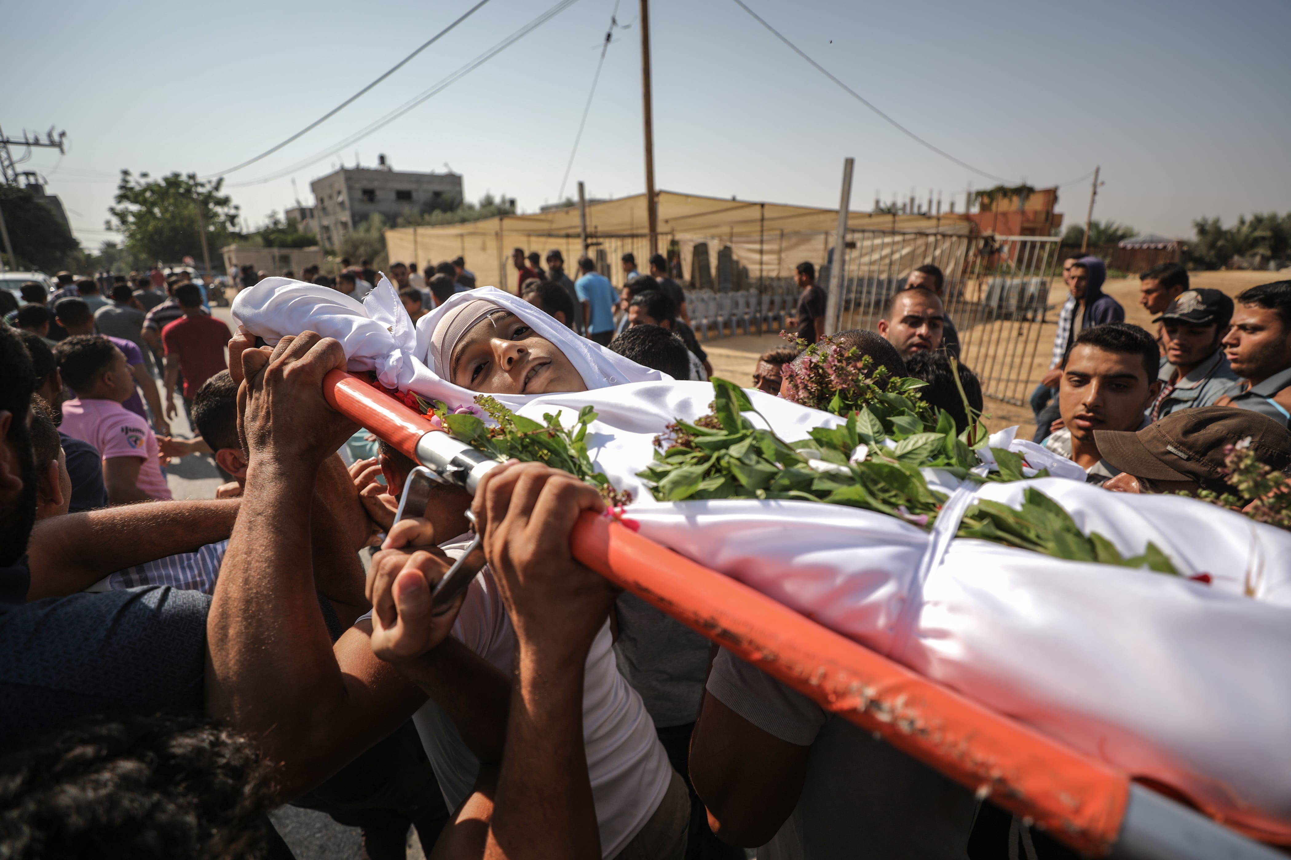 Gambar terkait 12 killed as Israel says struck Radwan force 'training camps' in Bekaa (dari Bing)