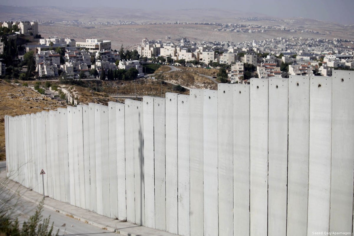 A picture shows a side of the Israeli separation wall arround Jerusalem on 9 July 2013 [Saeed Qaq/Apaimages]