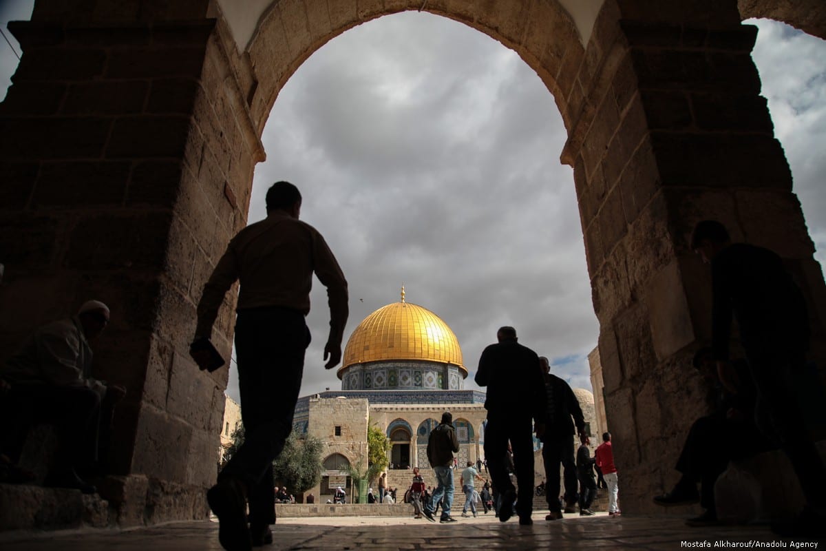 Muslims arrive at Al-Aqsa Mosque Compound to perform the Friday prayer in Jerusalem on 26 October 2018 [Mostafa Alkharouf/Anadolu Agency]