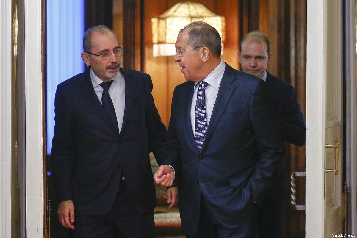 Jordanian Foreign Minister Ayman Safadi (L) meets Russian Foreign Minister Sergey Lavrov (R) in Moscow, Russia on December 28, 2018. [Sefa Karacan - Anadolu Agency]