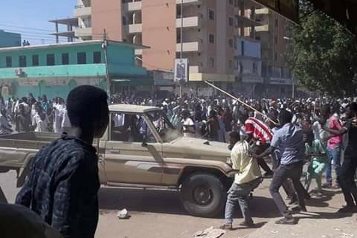 Sex of teenagers in Khartoum
