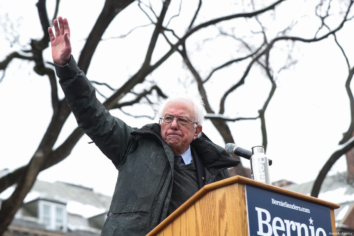 US Senator Bernie Sanders salutes people during his first presidential campaign rally in New York, US 2 March 2019 [Atılgan Özdil/Anadolu Agency]