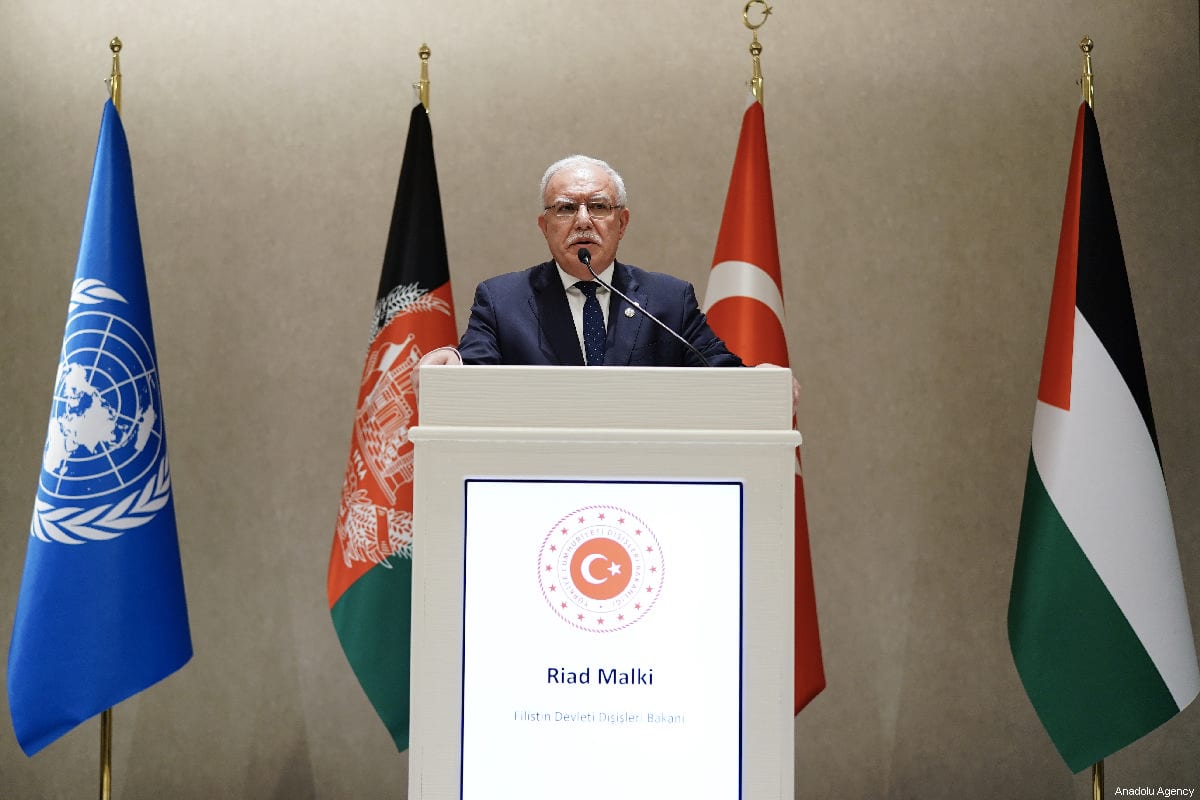 Palestinian Foreign Minister Riyad al-Maliki makes a speech during a meeting for presenting 1 Million Dollar aid cheque collected by Afghanistan to UNRWA Commissioner-General Pierre Krahenbuhl (not seen) with the attendance of Turkish Foreign Minister Mevlut Cavusoglu (not seen) within the consultation meeting with ambassadors of Palestine to European countries in Istanbul, Turkey on March 03, 2019 [Cem Özdel / Anadolu Agency]