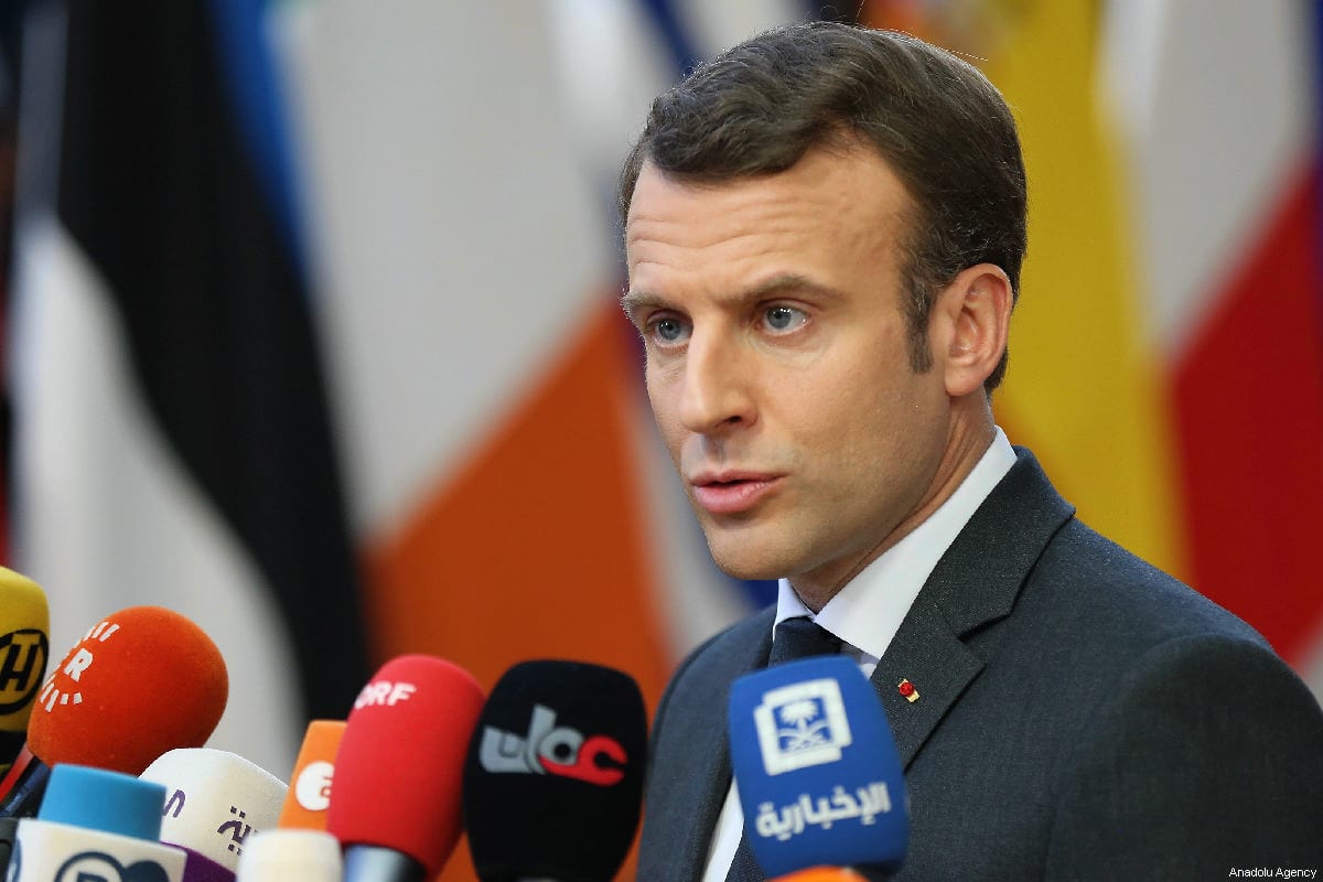 French President Emmanuel Macron speaks to media as he arrives at the European Council summit in Brussels, Belgium on 21 March 2019. [Dursun Aydemir - Anadolu Agency]