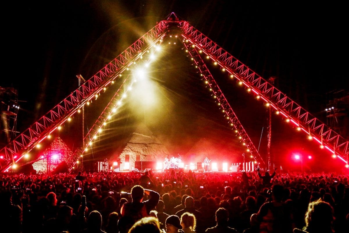 Red Hot Chili Peppers rock Egypt’s pyramids Middle East Monitor