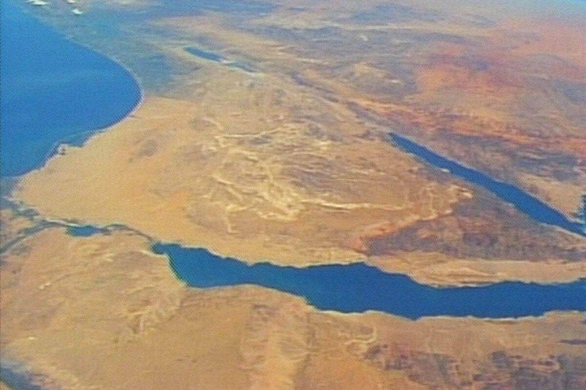 The Sinai Peninsula is seen in this image from video shot from onboard the Space Shuttle Columbia on 26 January 2003. [NASA-TV/Getty Images]