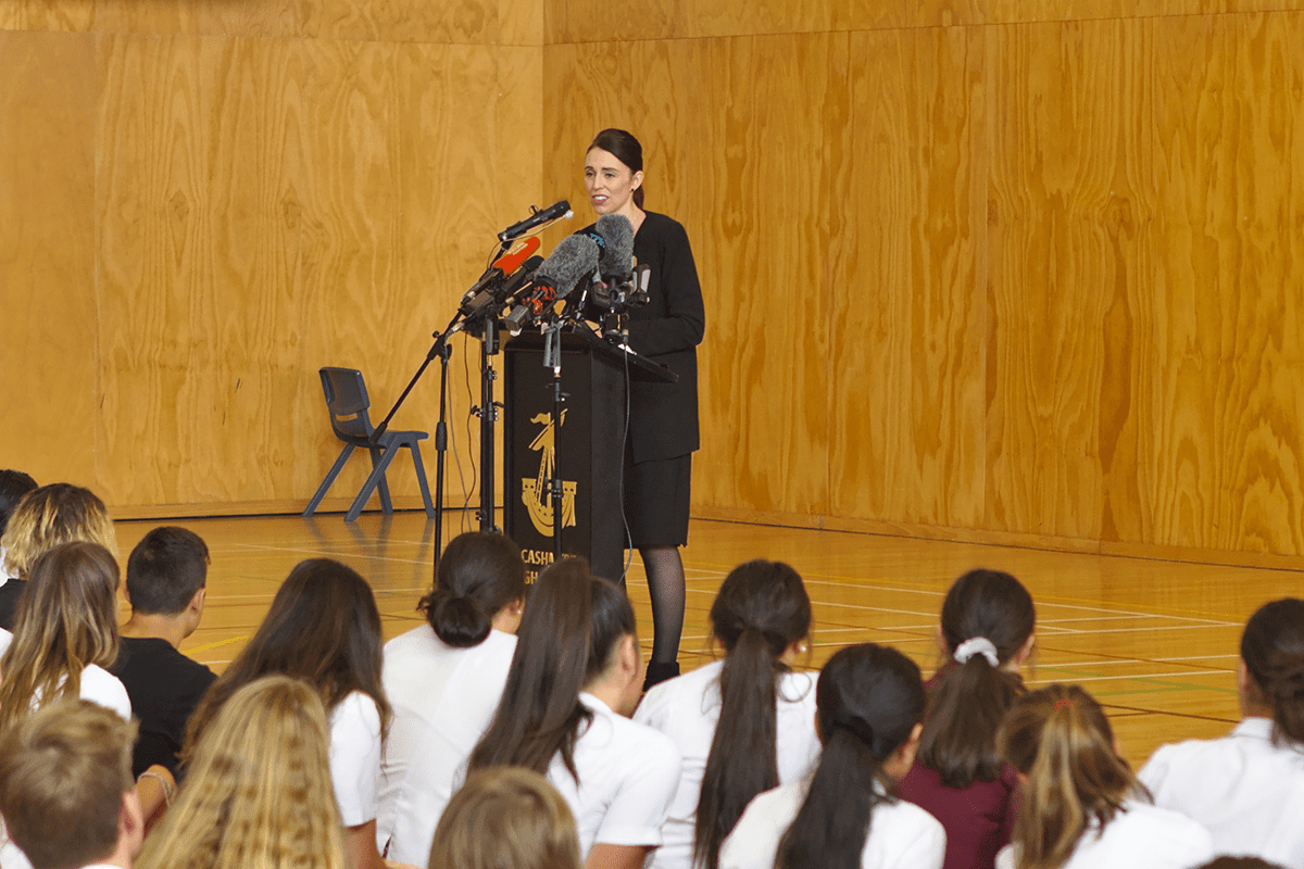 Prime minister Jacinda Ardern talks to students at Cashmere high school, in Christchurch, New Zealand on 20 March, 2019 [Peter Adones/Anadolu Agency]