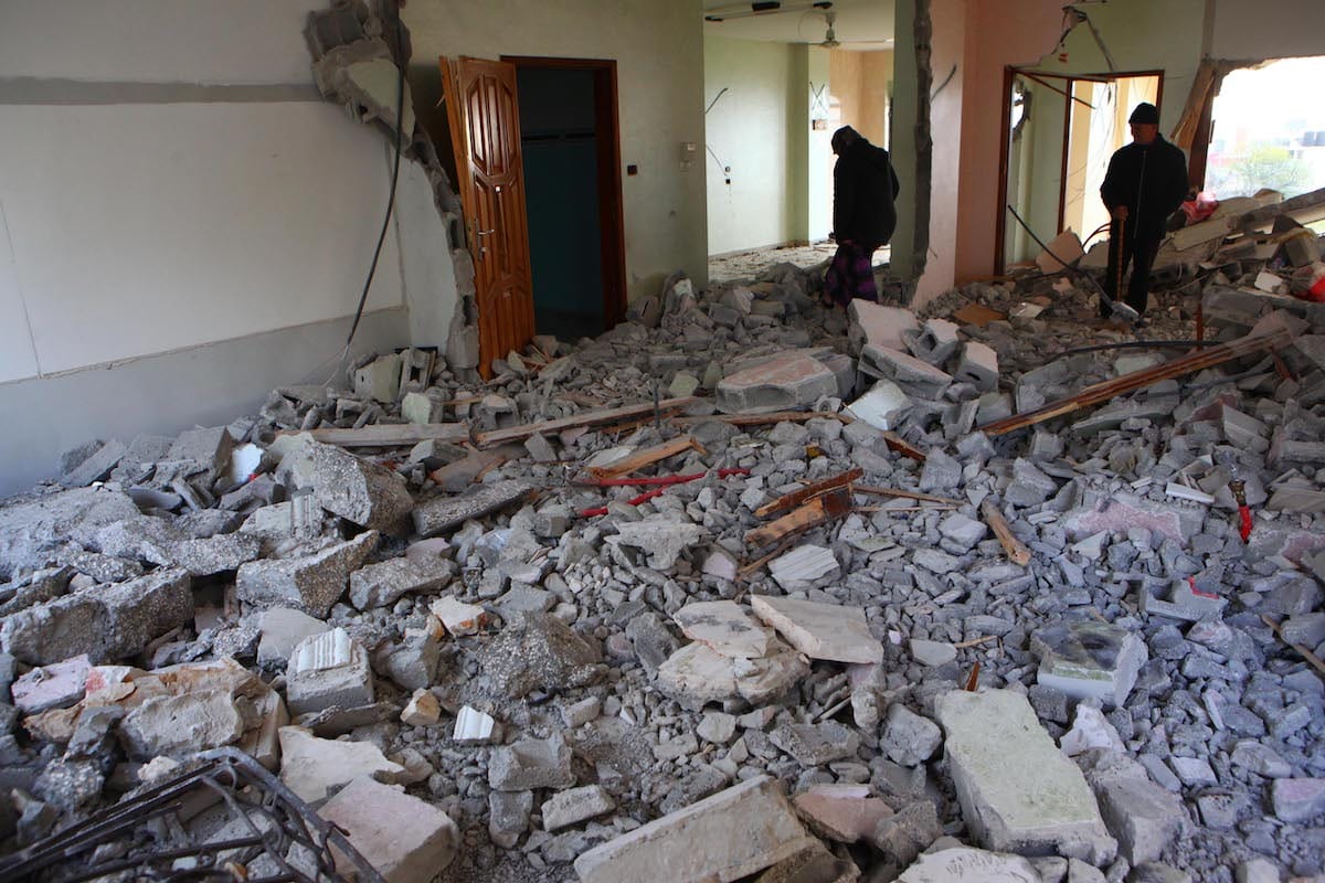 Israel demolishes Palestinian home in the West Bank – Middle East Monitor