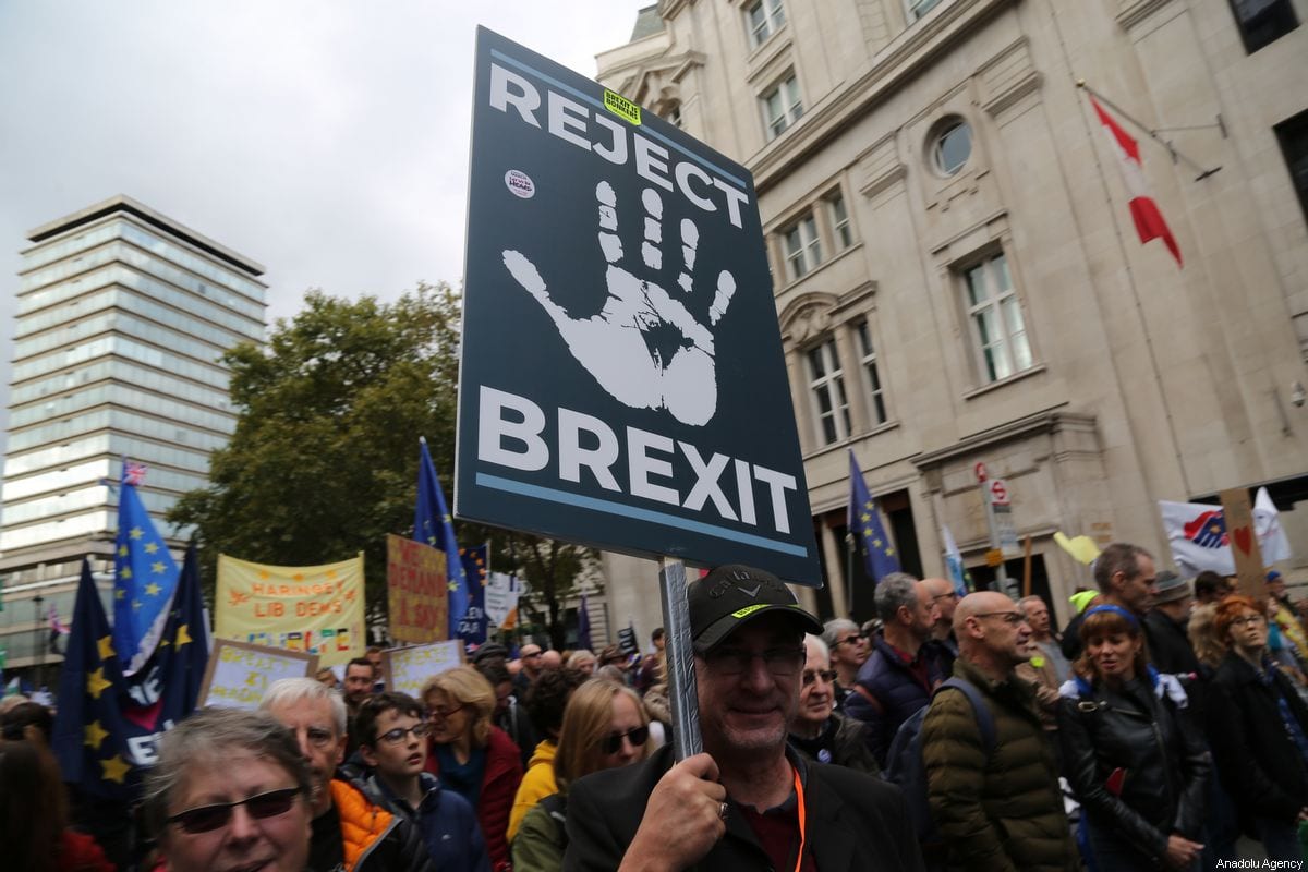 Crowds march through central London to demand a People's Vote on the Governments new Brexit deal on 19 October 2019 in London, UK [Tayfun Salcı/Anadolu Agency]