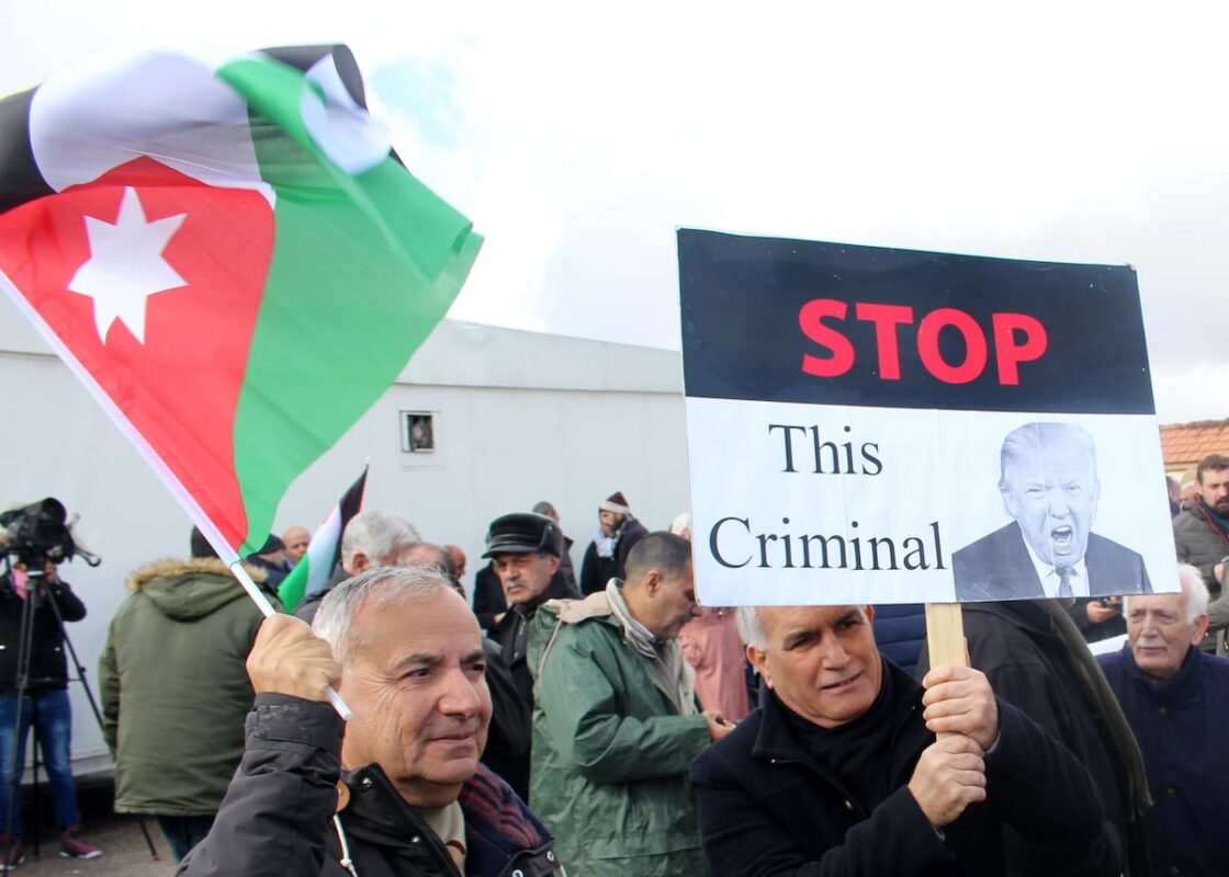People gather to protest against US President Donald Trump’s Middle East plan after Friday prayer, near US Embassy building in Amman, Jordan on 31 January 2020. [Laıth Al-jnaıdı - Anadolu Agency]