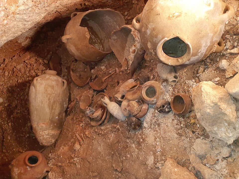 The Palestinian Ministry of Tourism and Antiquities announced the discovery of a Bronze Age cemetery in Hindaza area, east of the southern West Bank city of Bethlehem on 6 April 2020 [Wafa News]