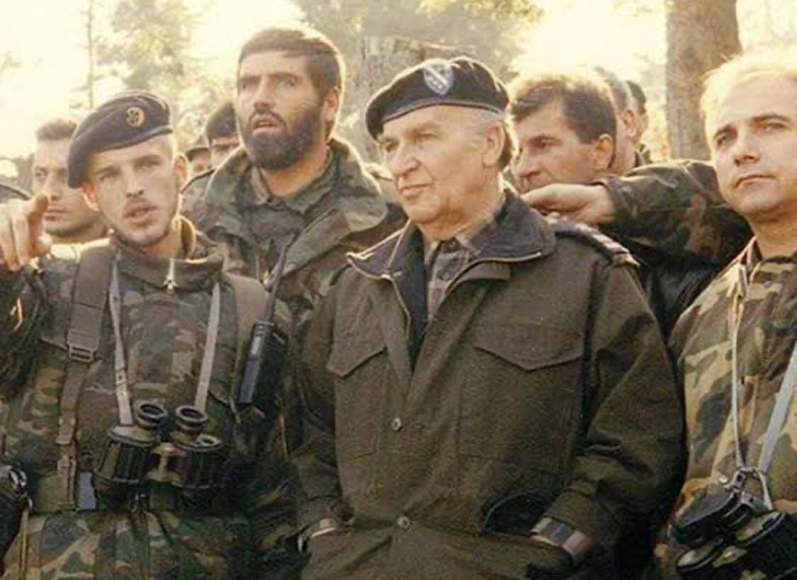 The first president of the Presidency of the newly-independent Republic of Bosnia and Herzegovina Alija Izetbegovic (1925-2003) and Colonel Serif Patkovic with the Army of Bosnia and Herzegovina [Patkovic's archieve]