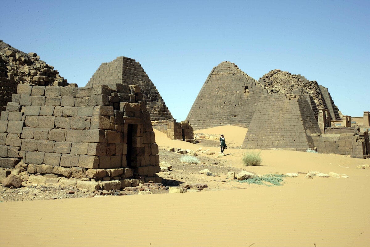 discover-the-meroe-pyramids-sudan-middle-east-monitor