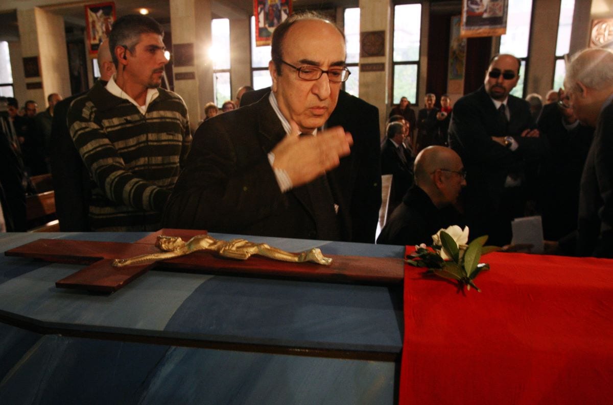 Lebanese musician Elias Rahbani bids farewell to his late brother, composer Mansour Rahbani on January 16, 2009 [ANWAR AMRO/AFP via Getty Images]