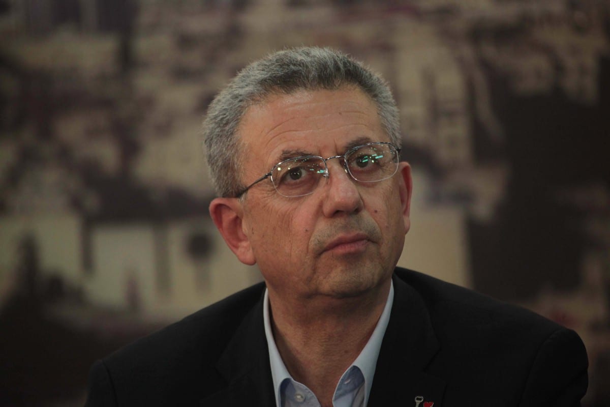 Secretary-General of the Palestinian National Initiative Movement, Mustafa Al-Barghouti in Gaza City on 23 April 2014 [Ashraf Amra/ApaImages]