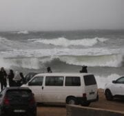 Extreme weather hits Gaza is on 18 February 2021 [Mohammed Asad/Middle East Monitor]