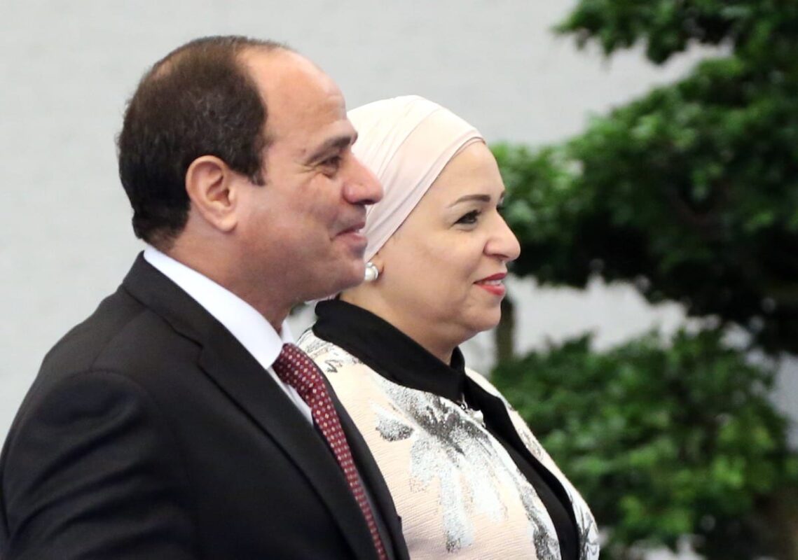 Egyptian President Abdel Fattal el-Sisi (L)  and his wife Entissar Amer (R) arrive to the dinner on September 4, 2017 in Xiamen, China. [Mikhail Svetlov/Getty Images]