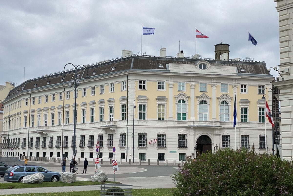Israeli flag is hoisted on the roof of Austria’s chancellery building amid attacks on Palestine by the Israeli forces, on May 14, 2021 in Vienna, Austria [Aşkın Kıyağan / Anadolu Agency]