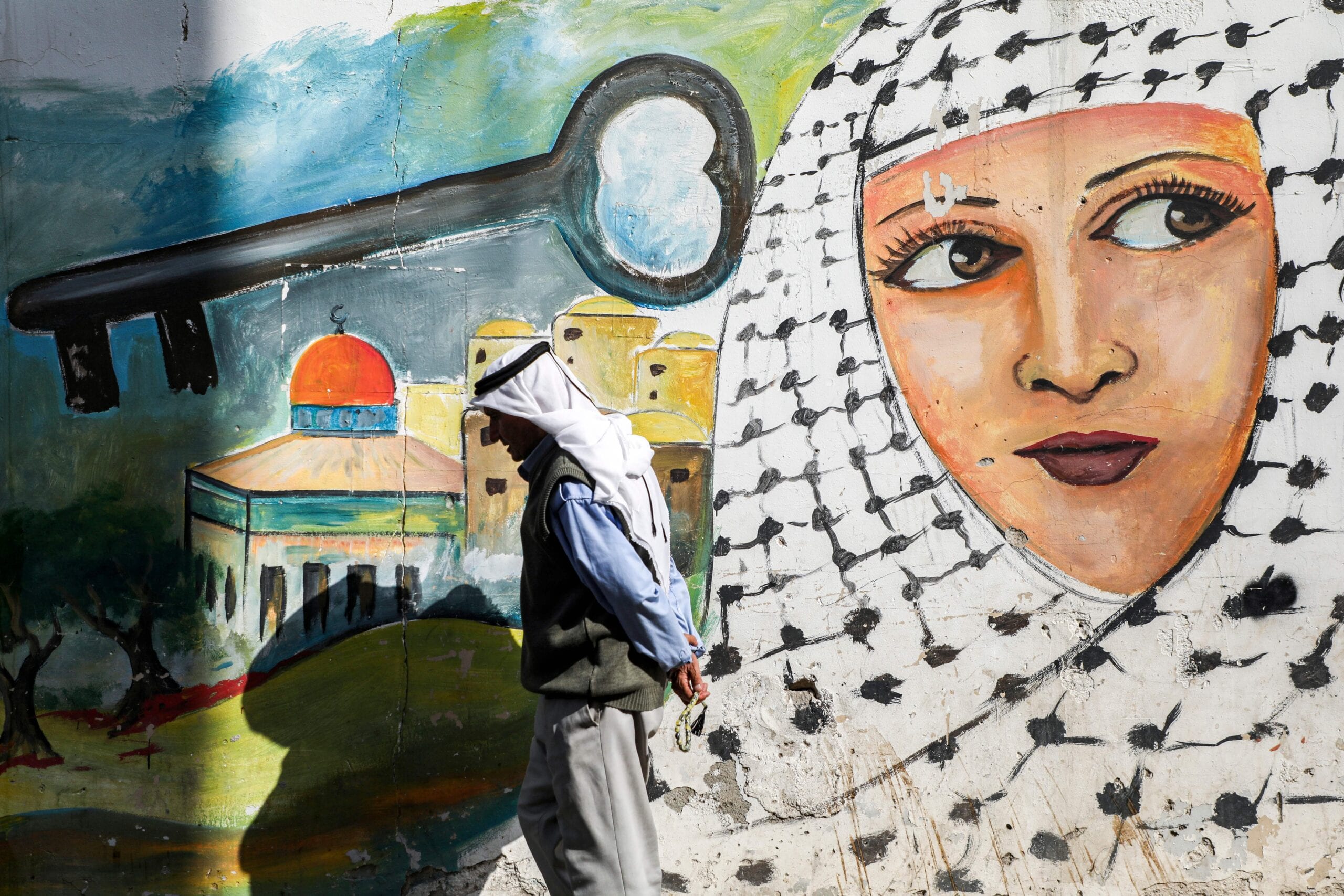 3,734 Palestinian Keffiyeh Stock Photos, High-Res Pictures, and Images -  Getty Images