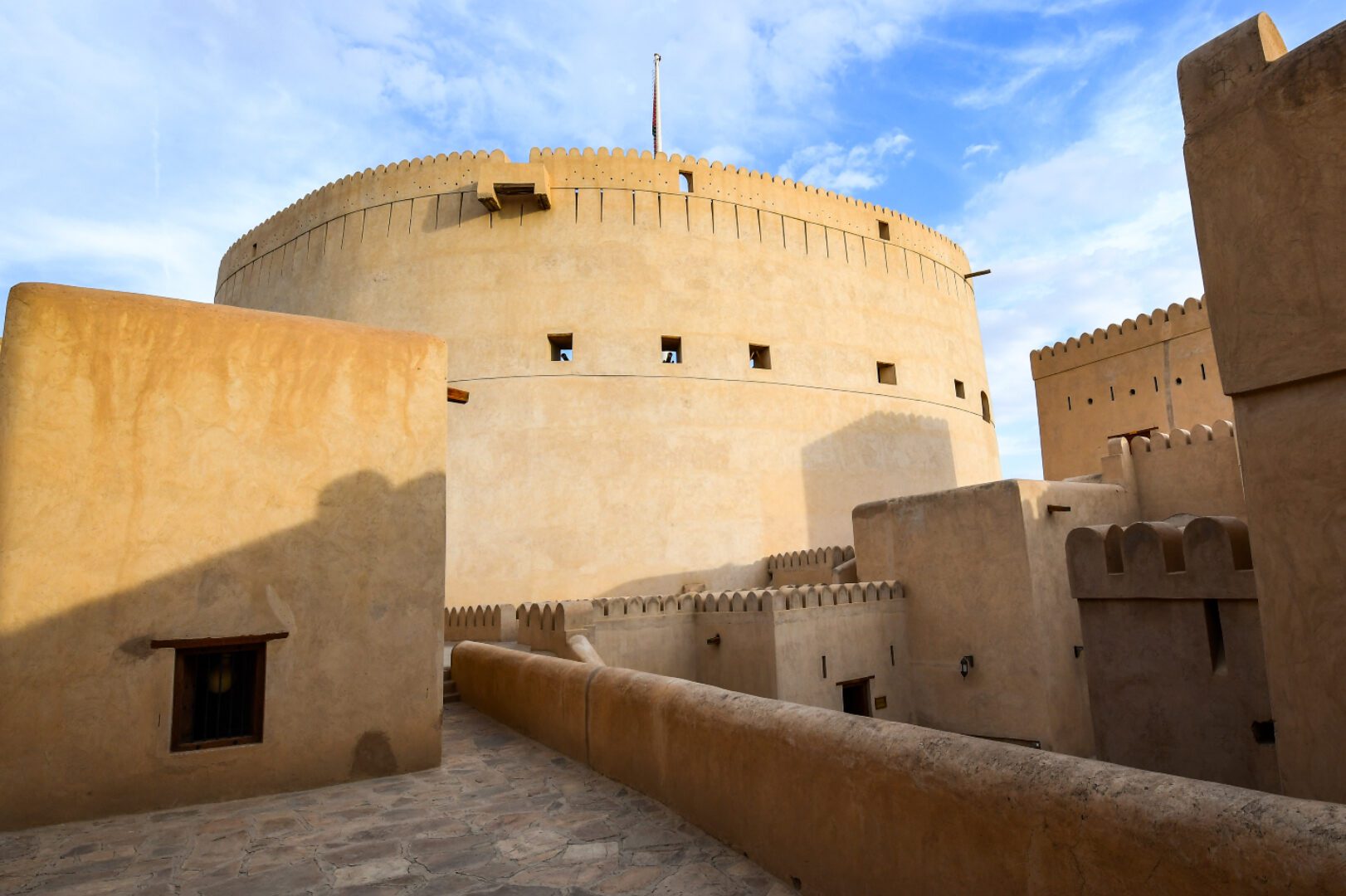 Discover Nizwa Fort, Oman [JA / MEMO]