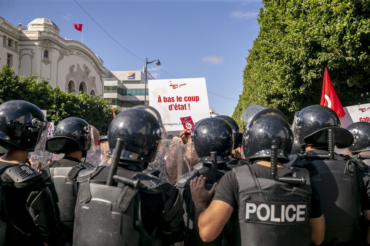 Tunisian police in Tunis, Tunisia on October 10, 2021 [Yassine Gaidi/Anadolu Agency]