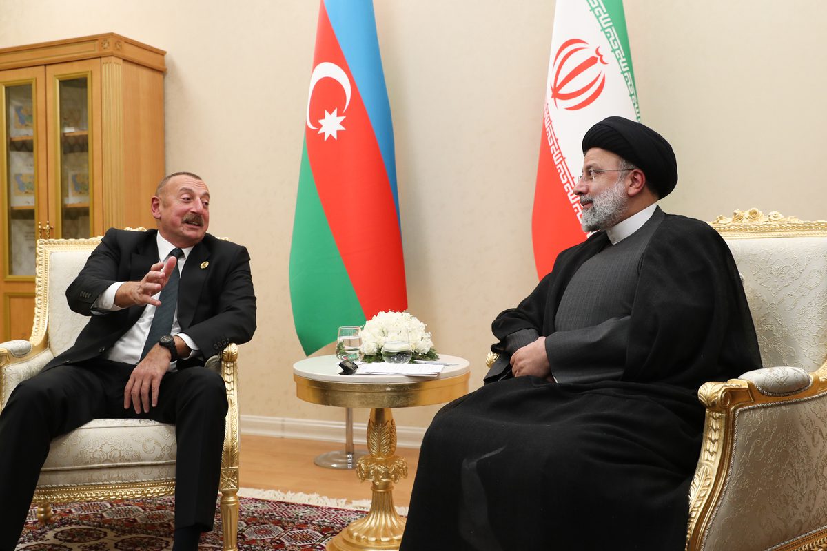 President of Azerbaijan Ilham Aliyev meets Iranian President Ebrahim Raisi on November 28, 2021 [Presidency of Iran/Anadolu Agency]