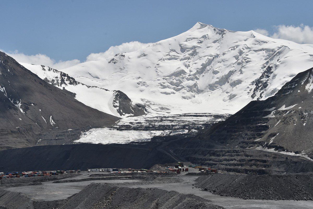 A general view of the Davydov Glacier in Kyrgyzstan on 28 May 2021 [VYACHESLAV OSELEDKO/AFP/Getty Images]