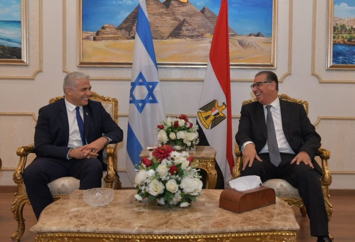 Israeli PM Yair Lapid (L) meets Egyptian Deputy Minister of Foreign Affairs, Nabil Habashi (R) in Cairo, Egypt on 9 December  2021. [Shlomi Amsalem / Pool - Anadolu Agency]