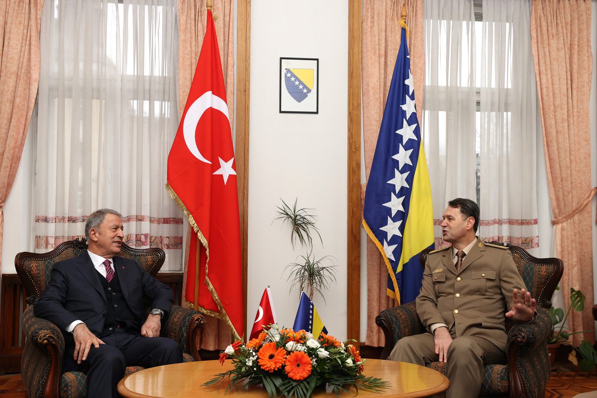 Turkish National Defense Minister Hulusi Akar (L) receives Bosnia and Herzegovina Armed Forces' Chief of the Joint Staff Lieutenant General Senad Masovic (R) during his official visit to Sarajevo, Bosnia and Herzegovina on 27 December 2021 [Arif Akdoğan/Anadolu Agency]
