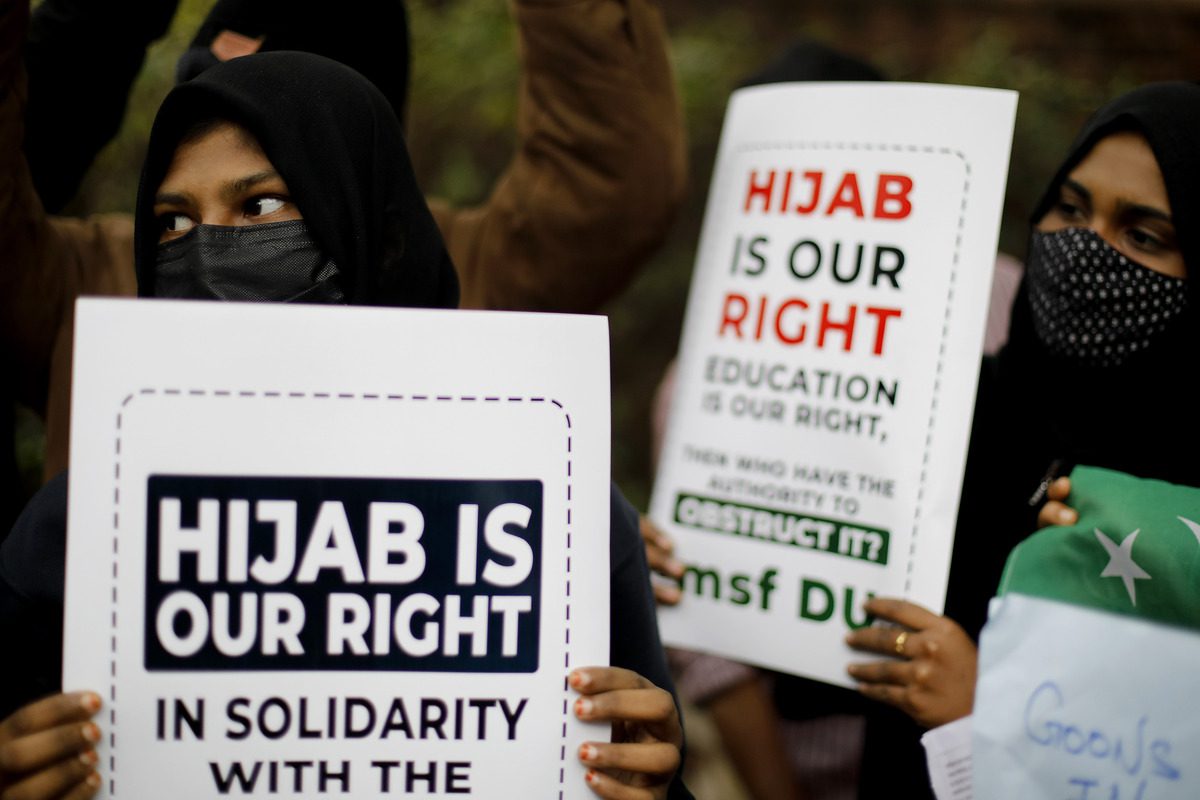 Demonstration in New Delhi after educational institutes in India denied entry to students for wearing hijabs on 8 February 2022 [Amarjeet Kumar Singh/Anadolu Agency]