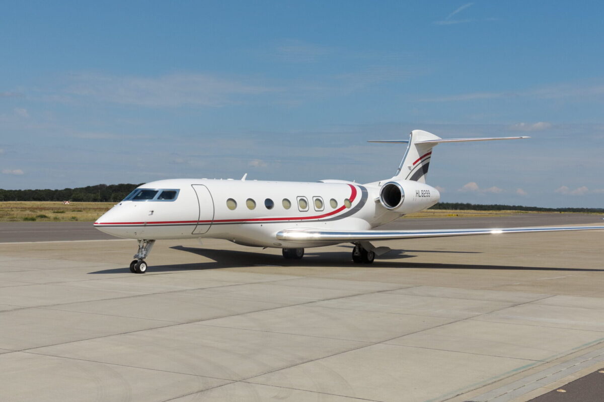 A Gulfstream G650, a common privately owned jet, seen at Brunswick, Germany Airport on 17 July 2019 [TeWebs / WikiCommons]