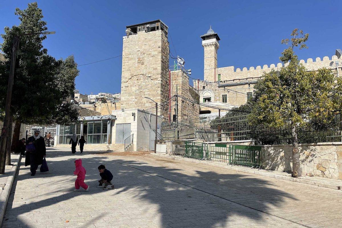 Ibrahimi Mosque in Hebron, West Bank. [Issam Rimawi/Anadolu Agency]