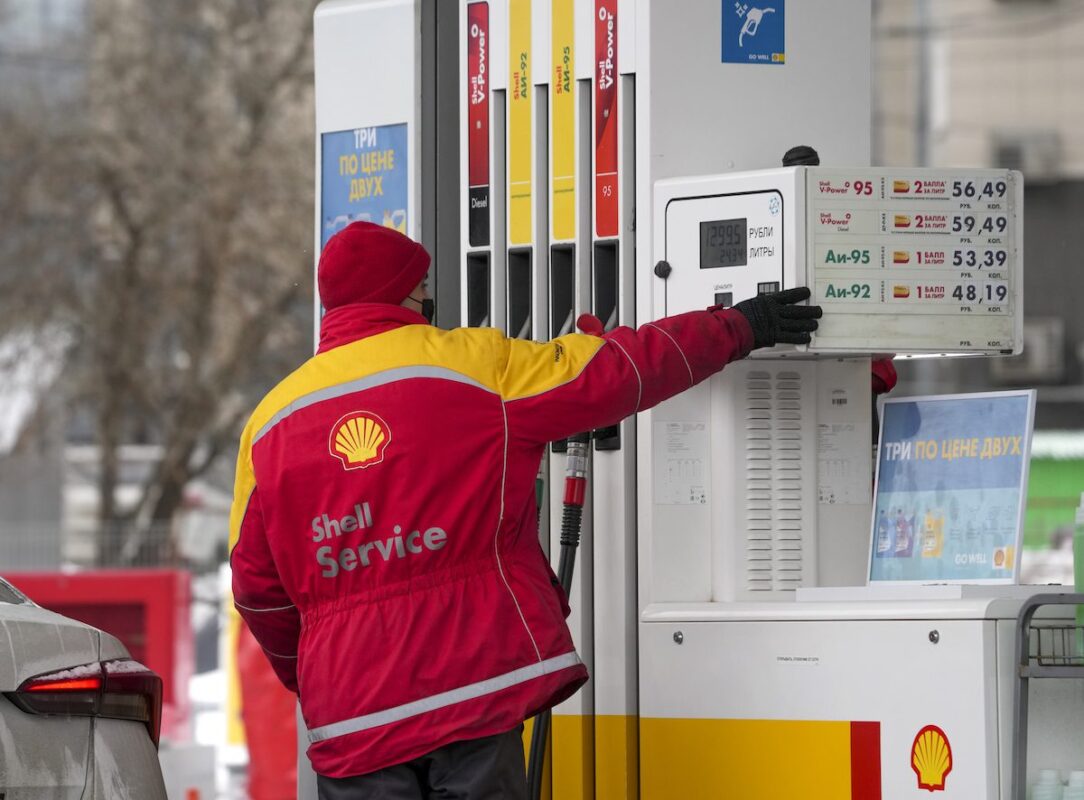 A view from a Shell gas station in Moscow, Russia on 8 March 2022 [Pavel Pavlov/Anadolu Agency]