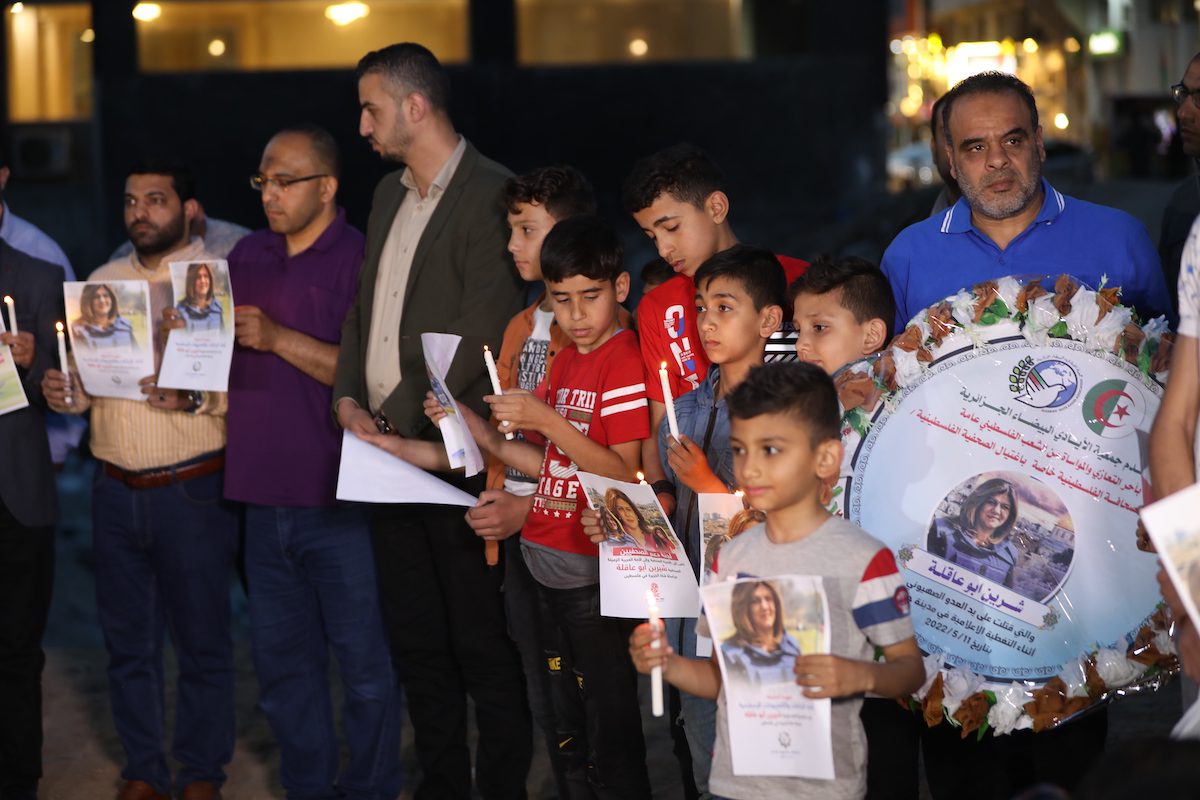 Palestinians in Gaza condemn Israel’s targeting is Al Jazeera journalist Shireen Abu Akleh on 10 May 2022 [Mohammed Asad/Middle East Monitor]