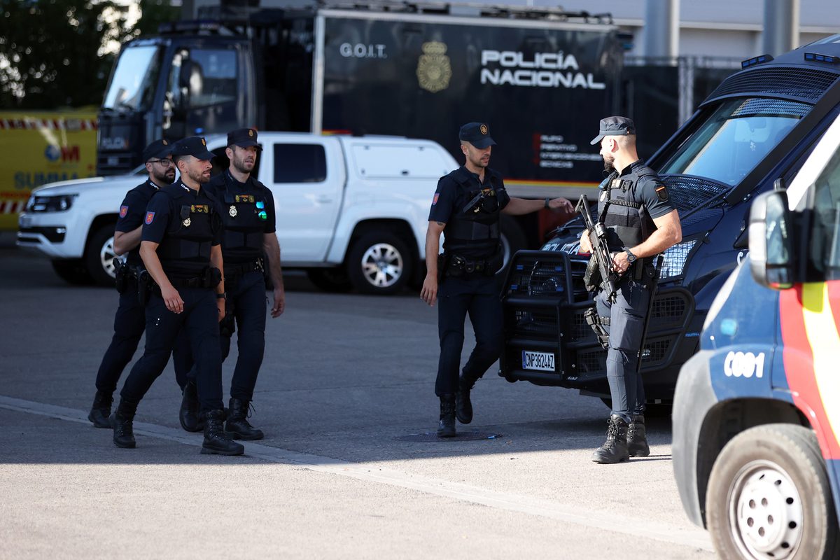 Police officers patrol as security measures taken in Madrid, Spain on June 28, 2022 [Dursun Aydemir - Anadolu Agency]