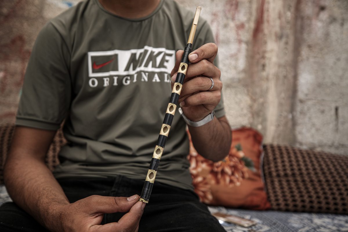Palestinian youth resist poverty by selling handcrafted musical ...