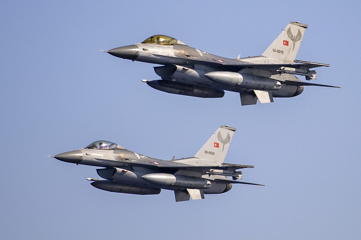 F-16 fighter jets fly during the Dynamic Mariner/ Blue Whale 2022 Exercise in Antalya, Turkiye on September 15, 2022 [Mustafa Çiftçi - Anadolu Agency]