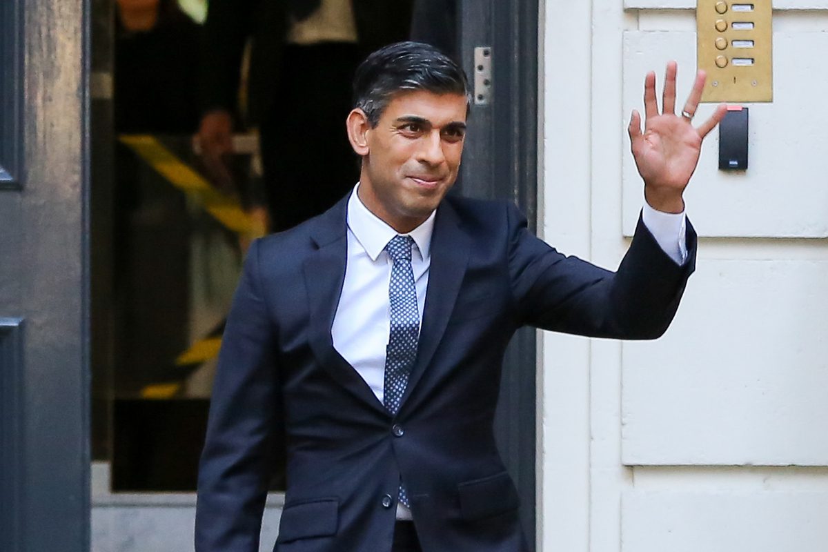 Conservative Party Leader and Britain's 57th Prime Minister, Rishi Sunak leaves the party headquarters in London, United Kingdom on October 24 ,2022 [Dinendra Haria/Anadolu Agency]