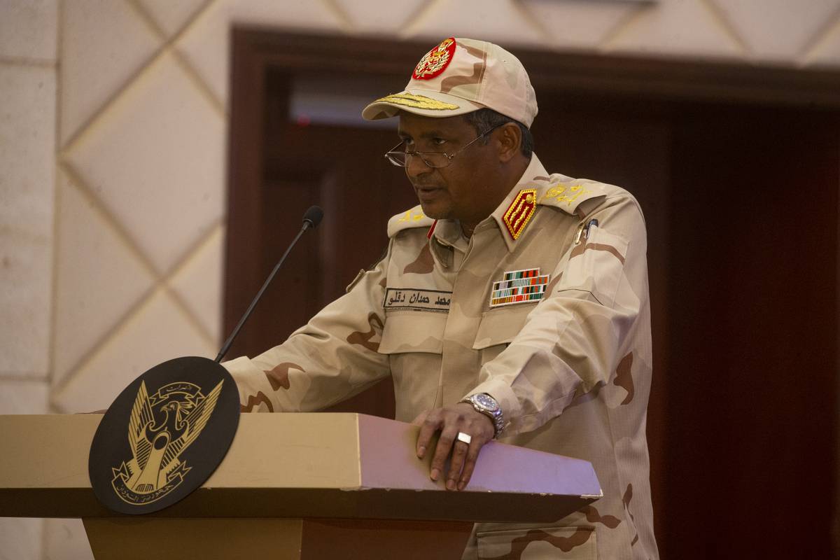 Head of Sudan’s ruling Sovereign Council and Commander-In-Chief of the Sudanese Armed Forces Abdel Fattah al-Burhan's deputy Mohamed Hamdan Dagalo speaks during the ceremony held at the Friendship Congress and Meeting Hall in Khartoum, Sudan on December 05, 2022 [Mahmoud Hjaj - Anadolu Agency]