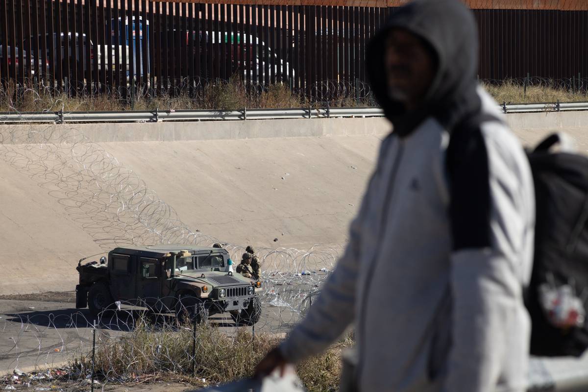 Texas National Guard at the Ciudad Juarez – El Paso border – Middle ...